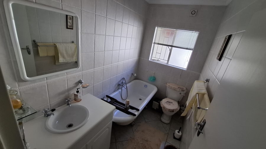 3 Bedroom Property for Sale in Sinoville Gauteng
