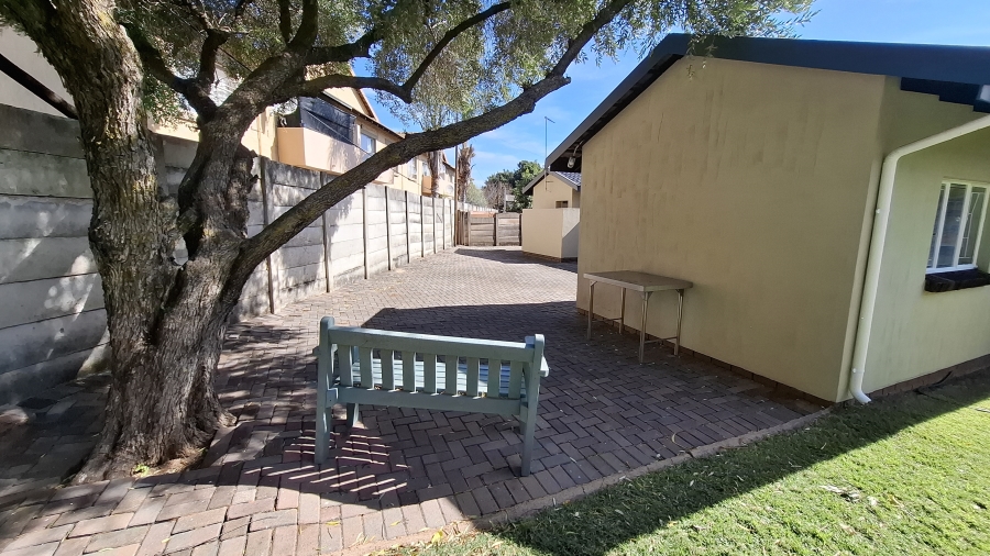 3 Bedroom Property for Sale in Sinoville Gauteng
