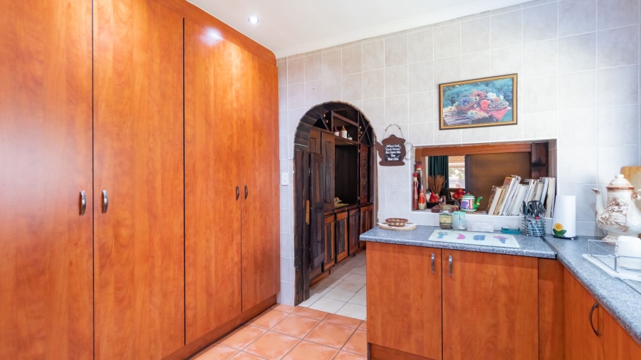 3 Bedroom Property for Sale in Sinoville Gauteng