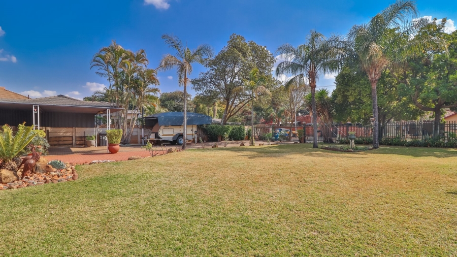 3 Bedroom Property for Sale in Sinoville Gauteng