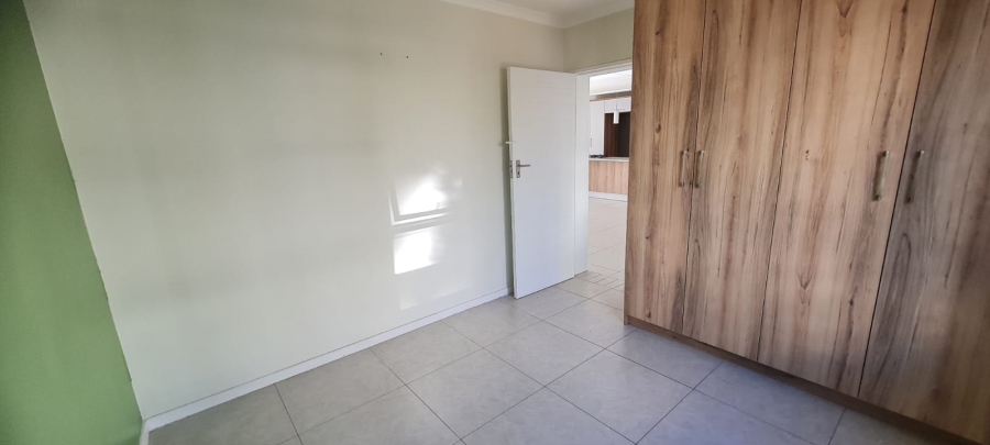 To Let 2 Bedroom Property for Rent in Modderfontein Gauteng