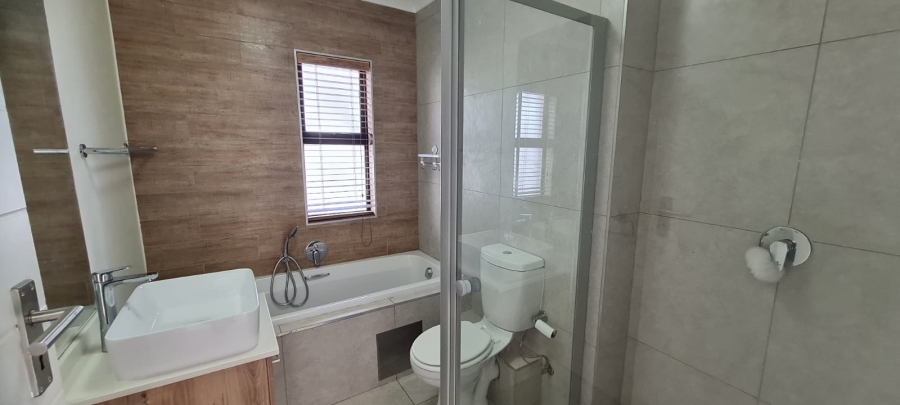 To Let 2 Bedroom Property for Rent in Modderfontein Gauteng