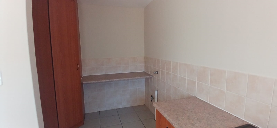 To Let 2 Bedroom Property for Rent in Randpoort Gauteng