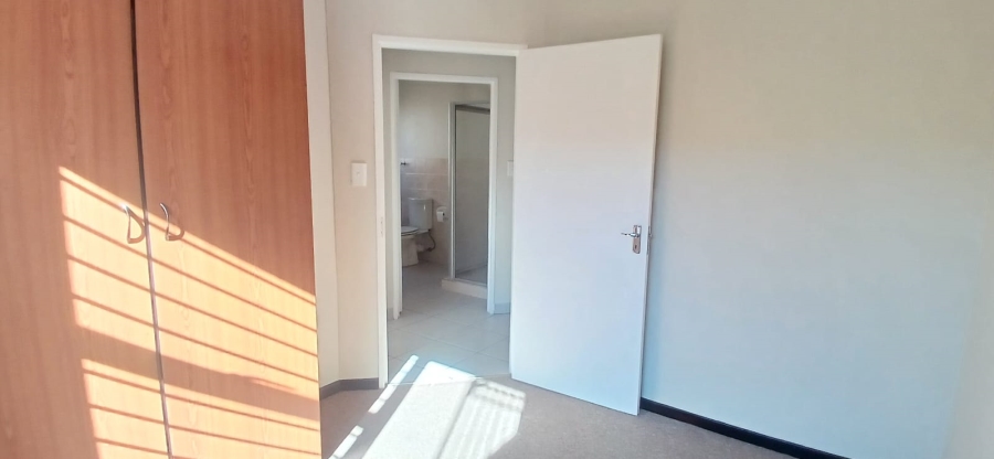 To Let 2 Bedroom Property for Rent in Randpoort Gauteng