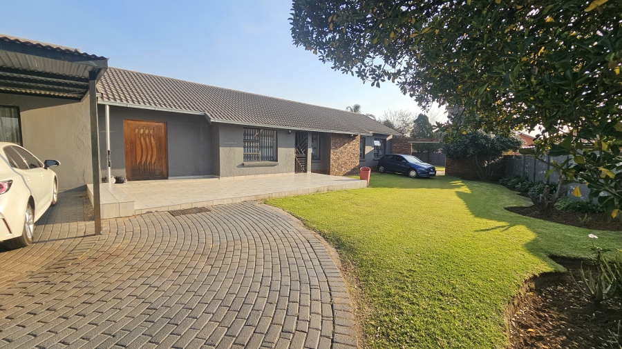 3 Bedroom Property for Sale in Brakpan North Gauteng