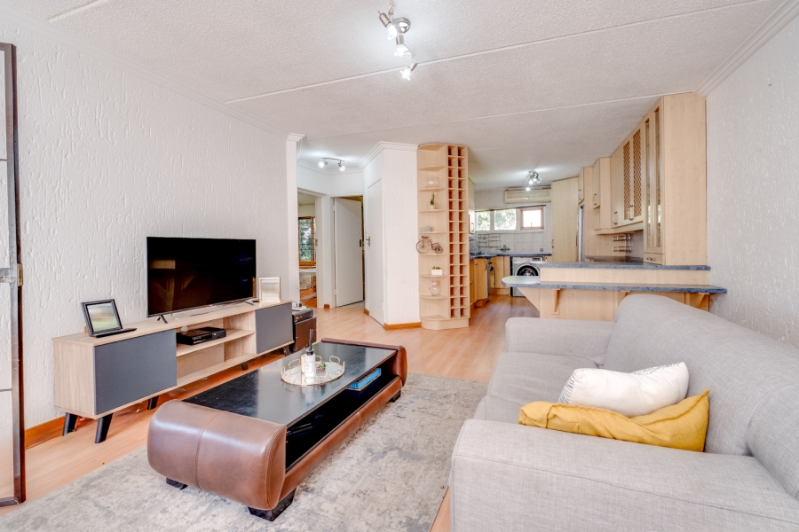 2 Bedroom Property for Sale in Bryanston Gauteng
