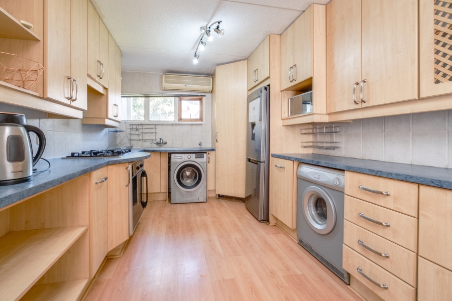 2 Bedroom Property for Sale in Bryanston Gauteng