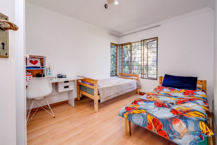 2 Bedroom Property for Sale in Bryanston Gauteng
