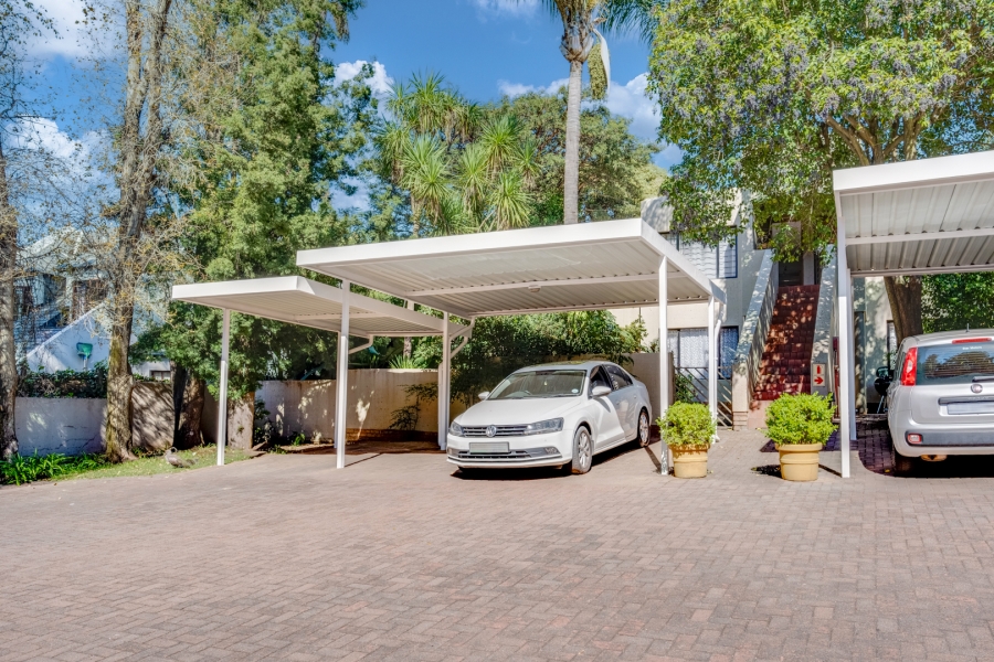 2 Bedroom Property for Sale in Bryanston Gauteng