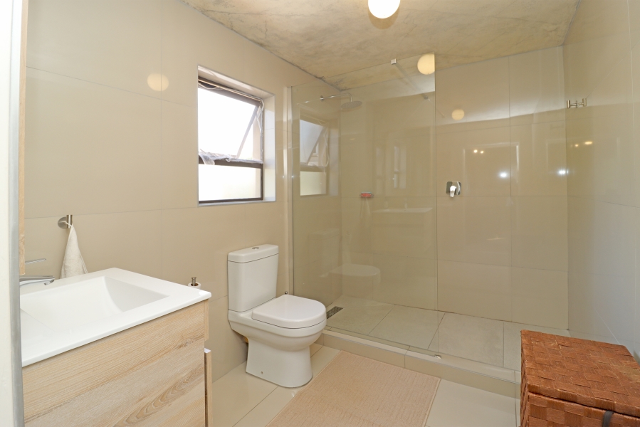 4 Bedroom Property for Sale in Corlett Gardens Gauteng