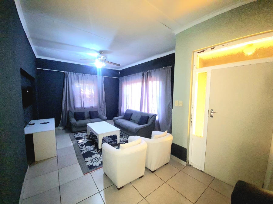 To Let 4 Bedroom Property for Rent in Edenvale Central Gauteng