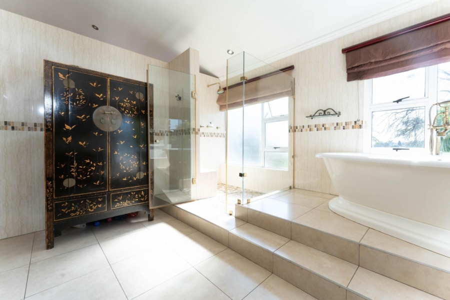To Let 5 Bedroom Property for Rent in Bryanston Gauteng