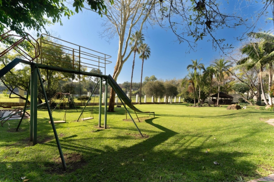 To Let 5 Bedroom Property for Rent in Bryanston Gauteng