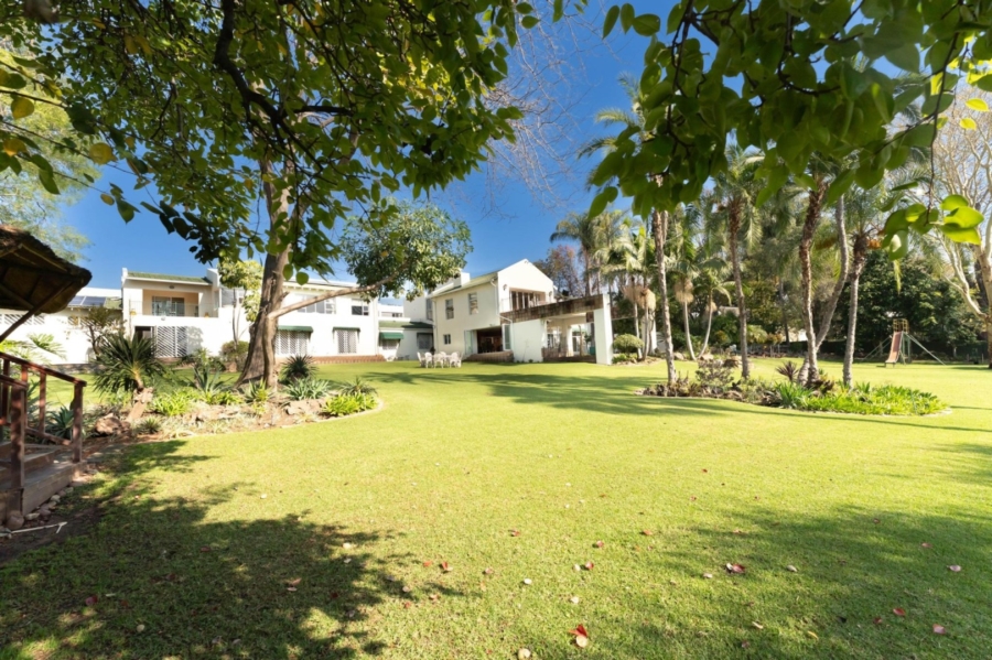 To Let 5 Bedroom Property for Rent in Bryanston Gauteng