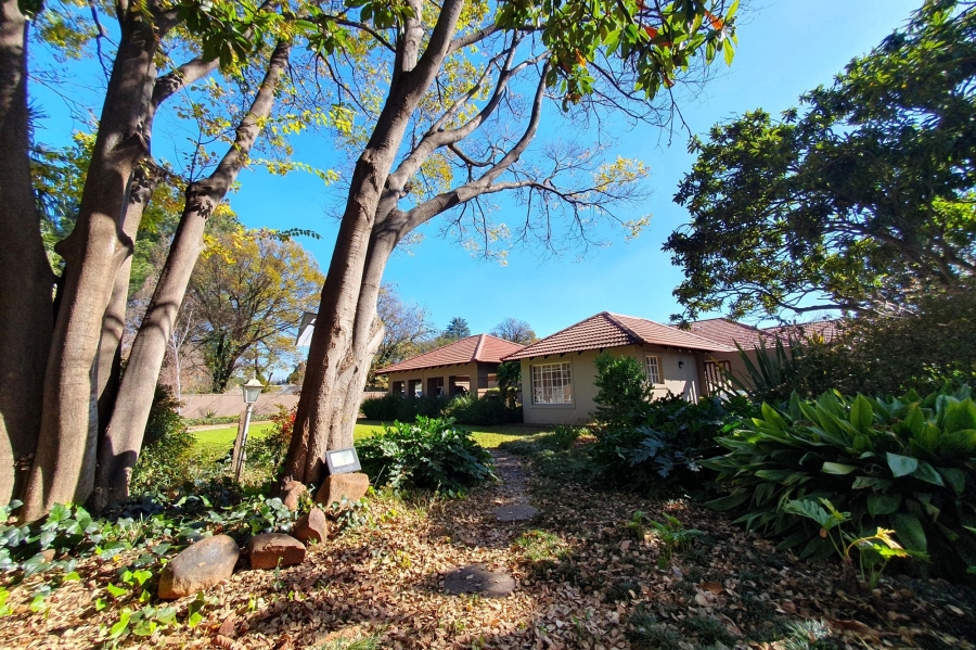 5 Bedroom Property for Sale in Three Rivers Gauteng