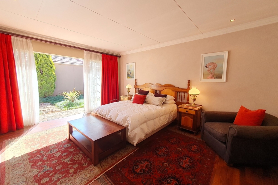 5 Bedroom Property for Sale in Three Rivers Gauteng