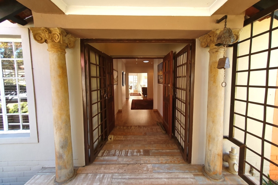 5 Bedroom Property for Sale in Three Rivers Gauteng