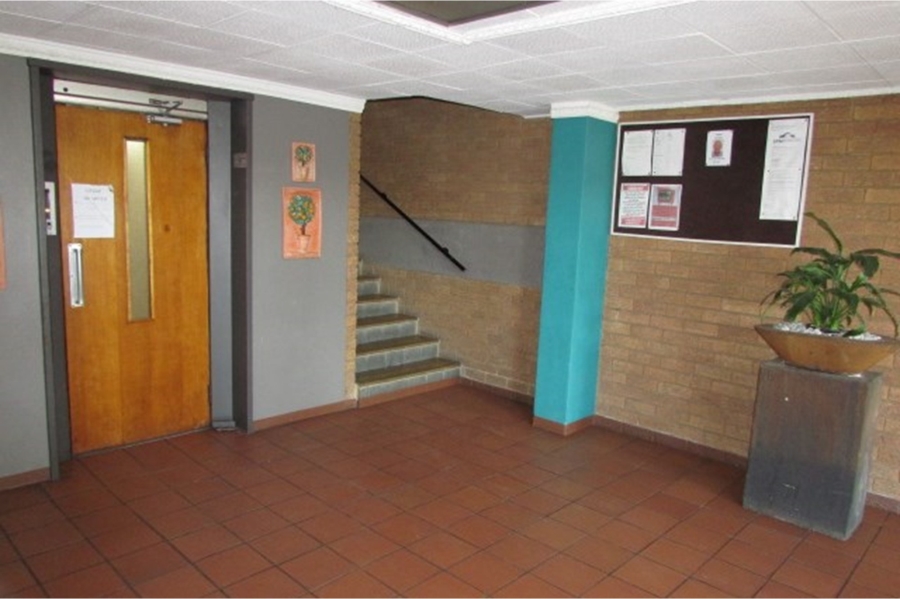 2 Bedroom Property for Sale in Wonderboom South Gauteng