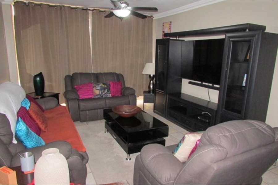 2 Bedroom Property for Sale in Wonderboom South Gauteng