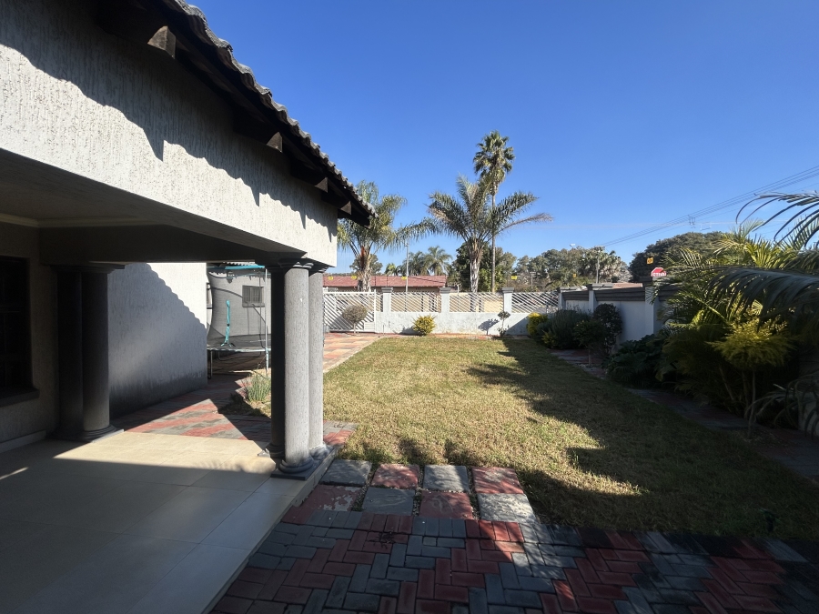 To Let 4 Bedroom Property for Rent in Claremont Gauteng