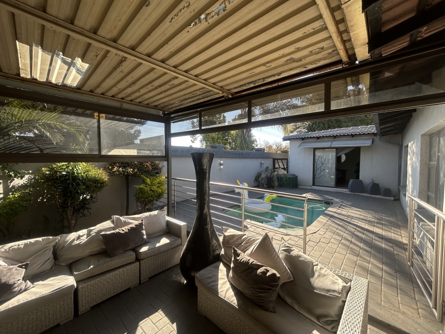 To Let 4 Bedroom Property for Rent in Claremont Gauteng