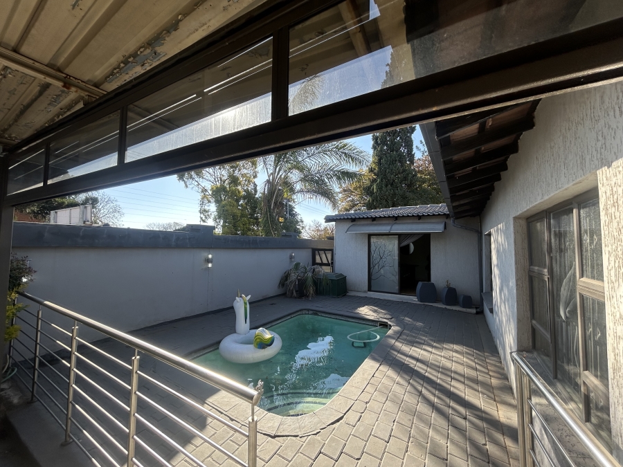 To Let 4 Bedroom Property for Rent in Claremont Gauteng