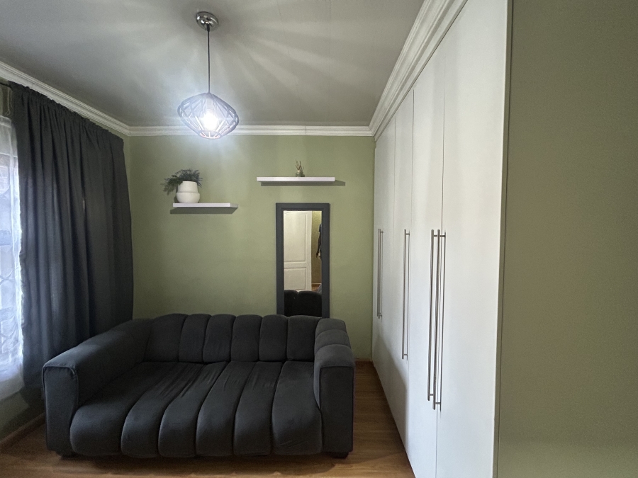 To Let 4 Bedroom Property for Rent in Claremont Gauteng