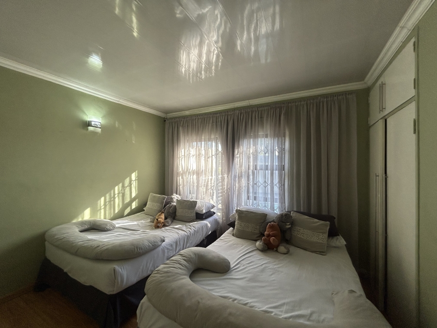 To Let 4 Bedroom Property for Rent in Claremont Gauteng