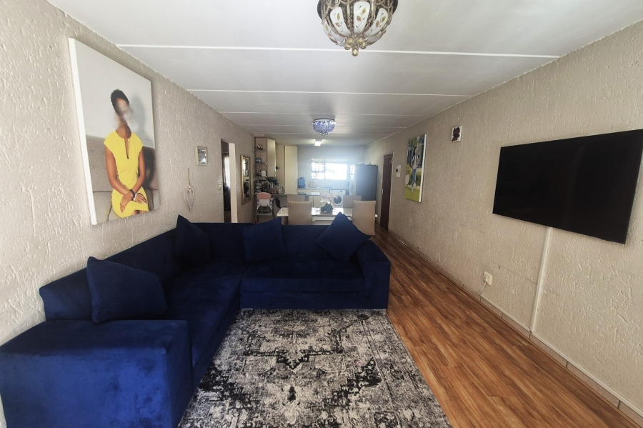 To Let 2 Bedroom Property for Rent in Sunninghill Gauteng