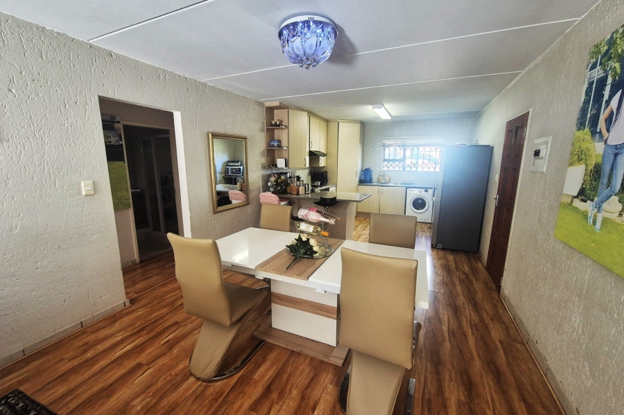 To Let 2 Bedroom Property for Rent in Sunninghill Gauteng