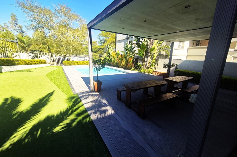 To Let 2 Bedroom Property for Rent in Sunninghill Gauteng