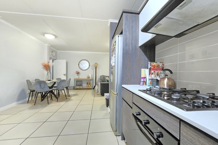 3 Bedroom Property for Sale in Greenstone Hill Gauteng