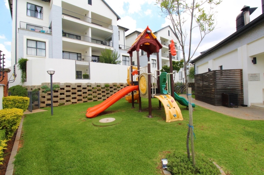 3 Bedroom Property for Sale in Greenstone Hill Gauteng