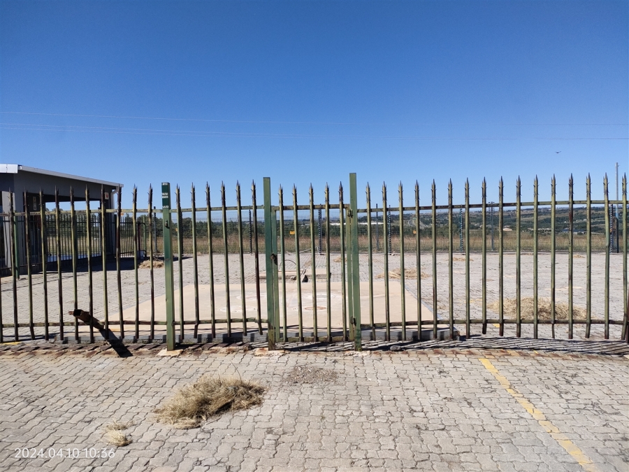 To Let commercial Property for Rent in Lanseria Gauteng