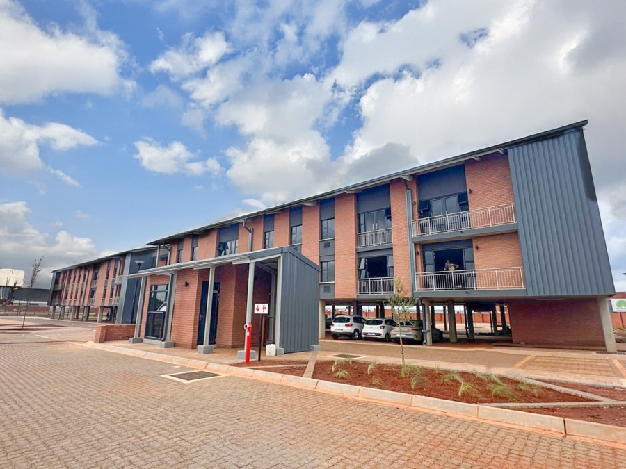 To Let commercial Property for Rent in Glen Marais Gauteng