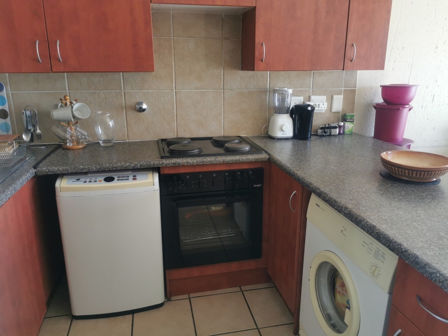 2 Bedroom Property for Sale in Comet Gauteng
