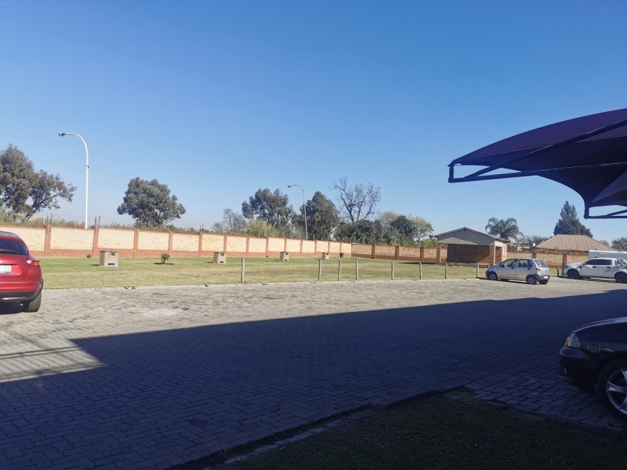 2 Bedroom Property for Sale in Comet Gauteng