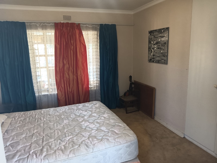 6 Bedroom Property for Sale in Van Riebeeck Park Gauteng