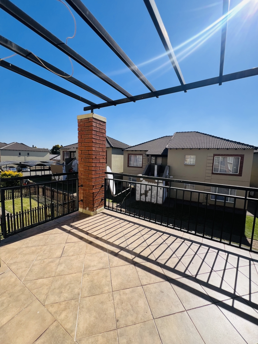 2 Bedroom Property for Sale in Montana Gauteng