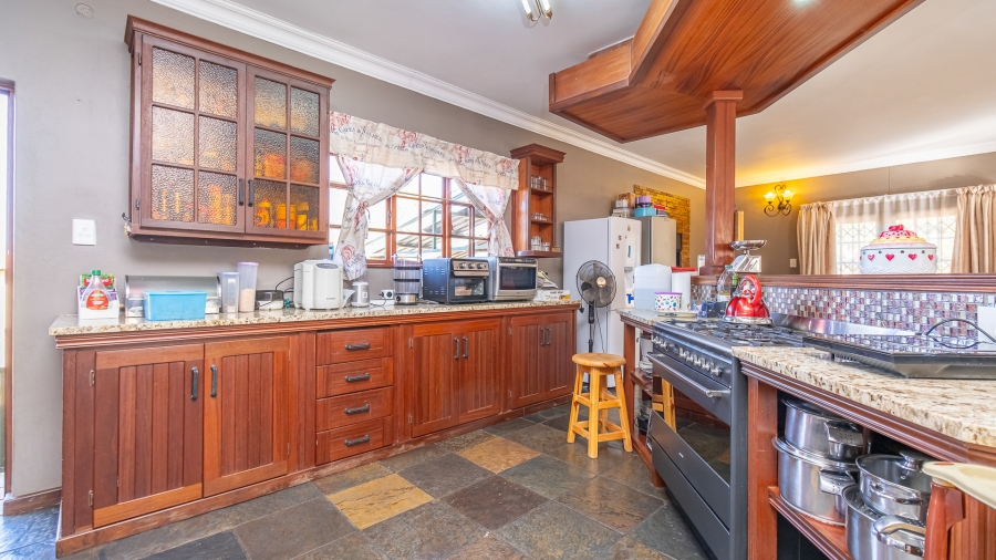 4 Bedroom Property for Sale in Jordaan Park Gauteng