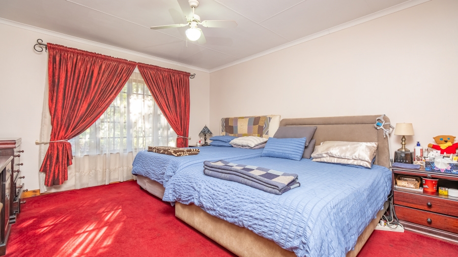 4 Bedroom Property for Sale in Jordaan Park Gauteng