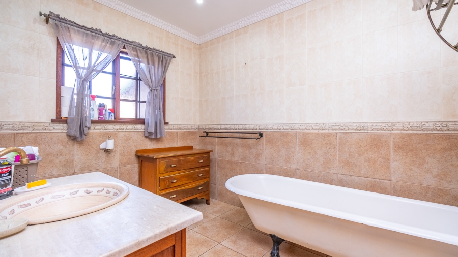 4 Bedroom Property for Sale in Jordaan Park Gauteng