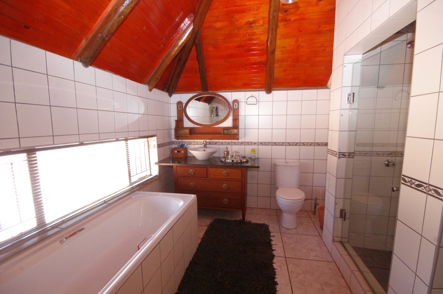 7 Bedroom Property for Sale in Sunair Park Gauteng