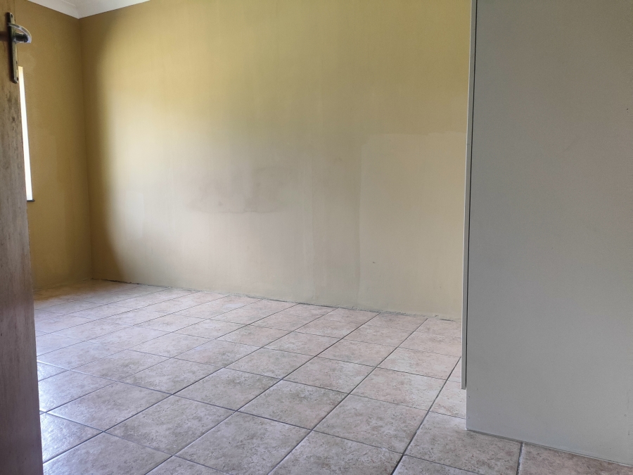 To Let 3 Bedroom Property for Rent in East Lynne Gauteng