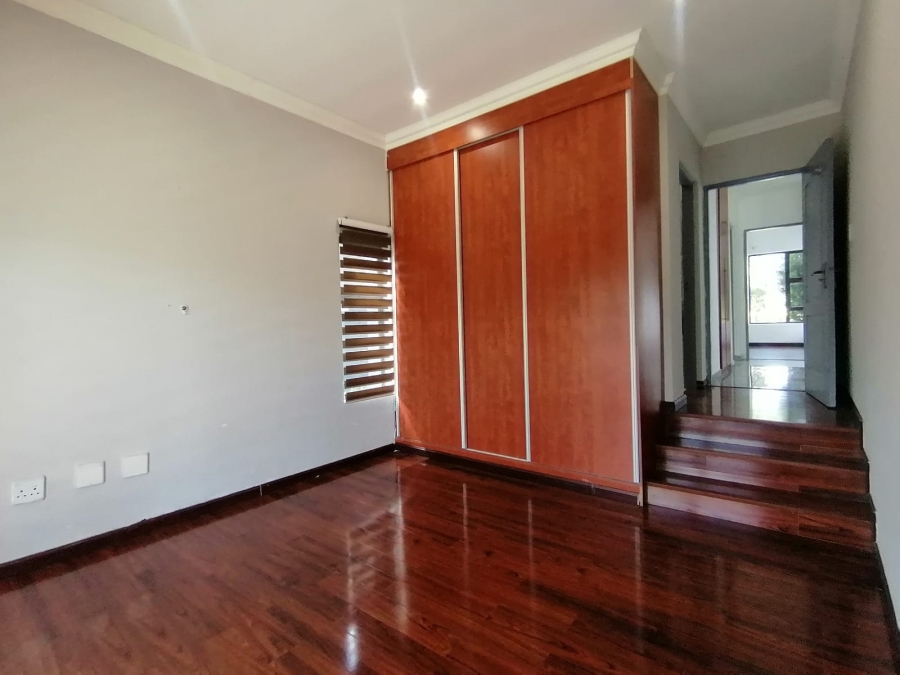 5 Bedroom Property for Sale in Eye of Africa Gauteng