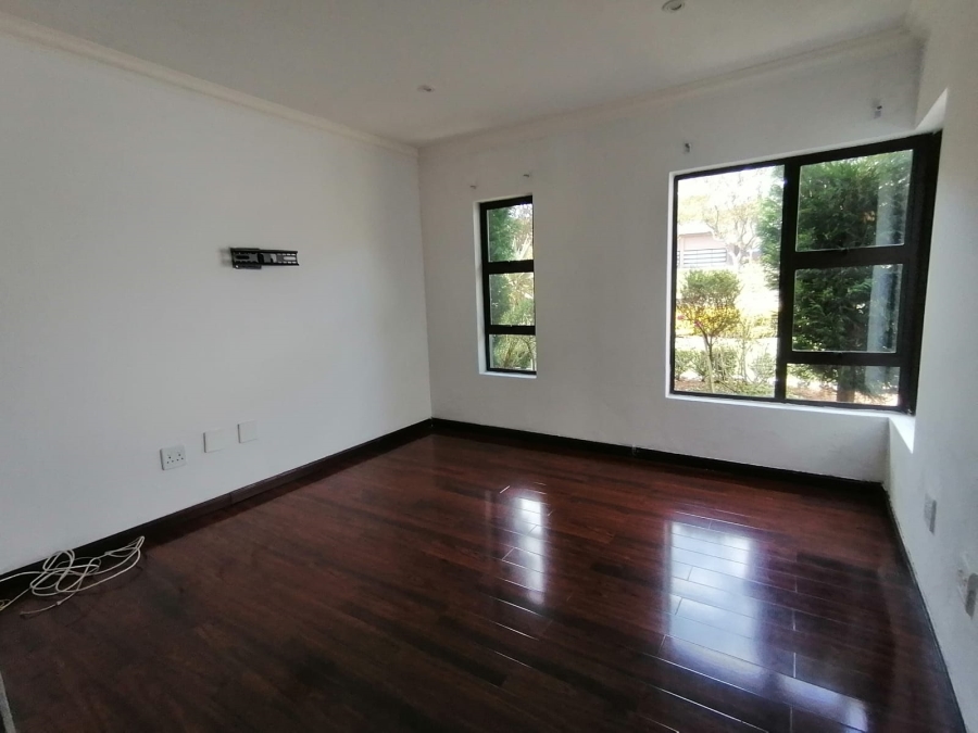 5 Bedroom Property for Sale in Eye of Africa Gauteng