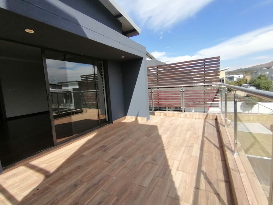 5 Bedroom Property for Sale in Eye of Africa Gauteng