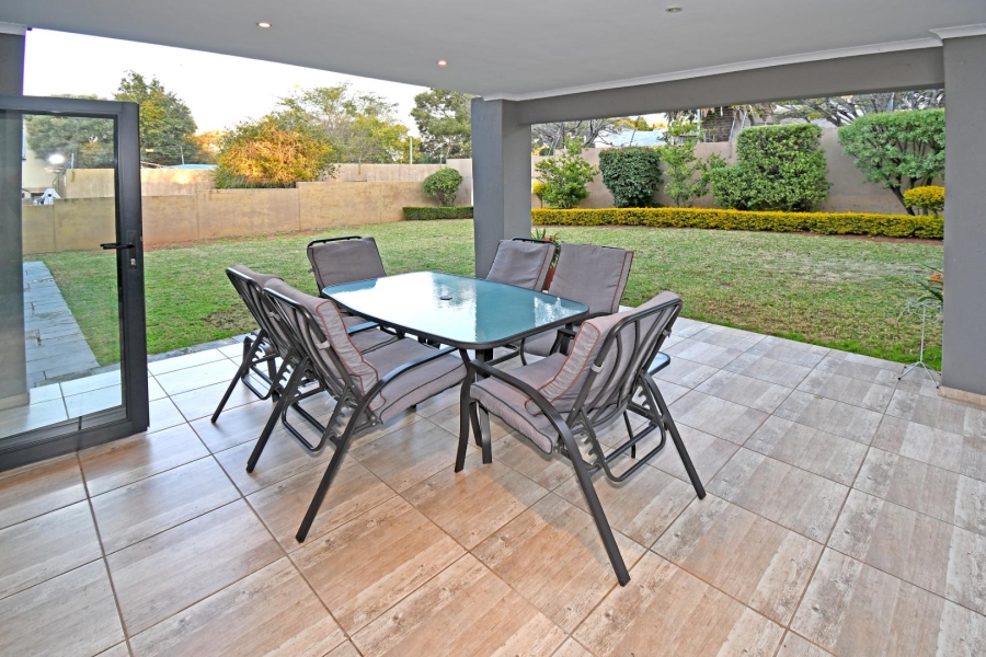 3 Bedroom Property for Sale in Magaliessig Gauteng