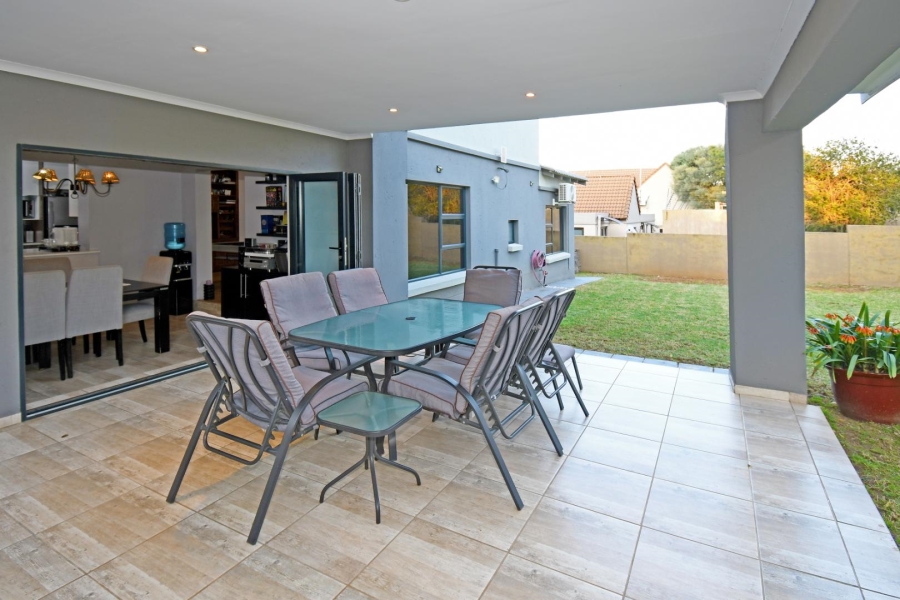 3 Bedroom Property for Sale in Magaliessig Gauteng