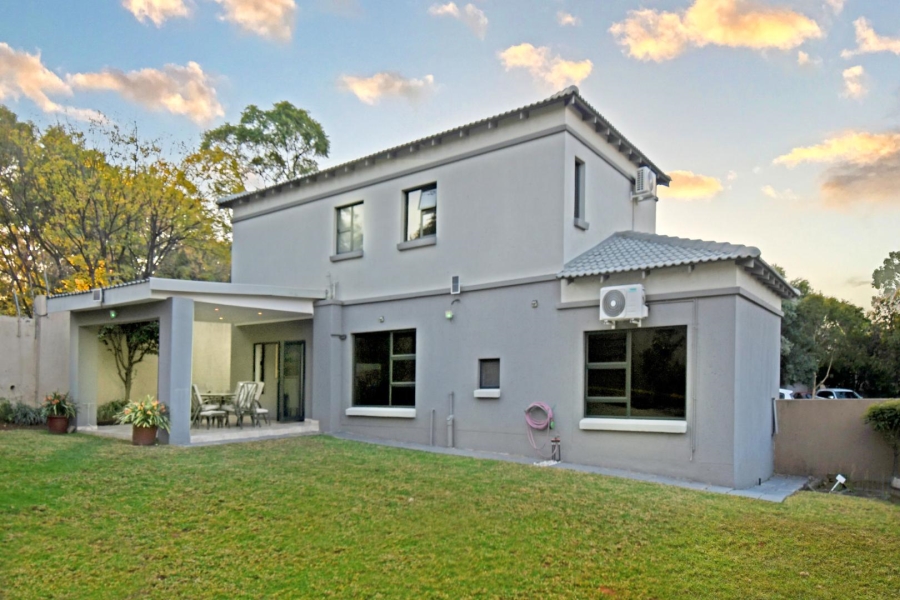 3 Bedroom Property for Sale in Magaliessig Gauteng